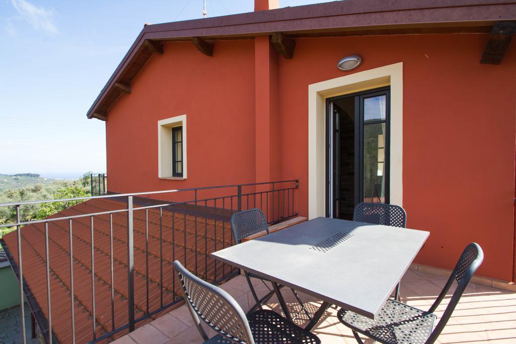 Agriturismo Ada Musso Ss Diano Borello Δωμάτιο φωτογραφία