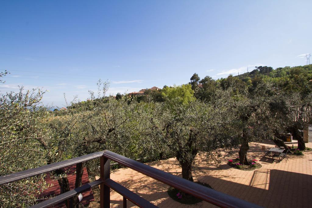 Agriturismo Ada Musso Ss Diano Borello Δωμάτιο φωτογραφία